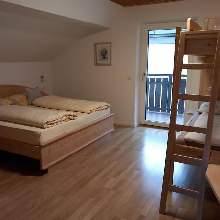 Bed and Breakfast Haus Stolz Аппиано-Сулла-Страда-дель-Вино Экстерьер фото