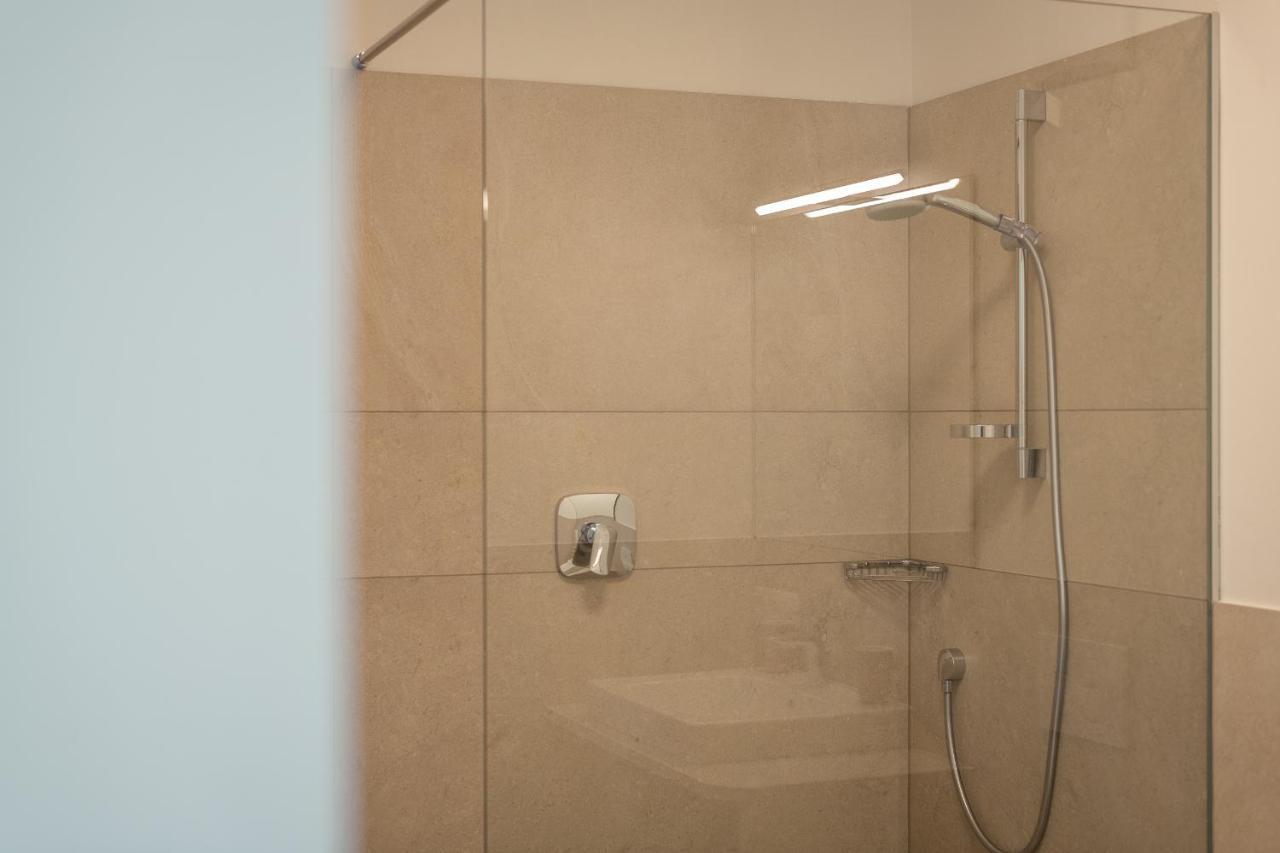 Bed and Breakfast Haus Stolz Аппиано-Сулла-Страда-дель-Вино Экстерьер фото