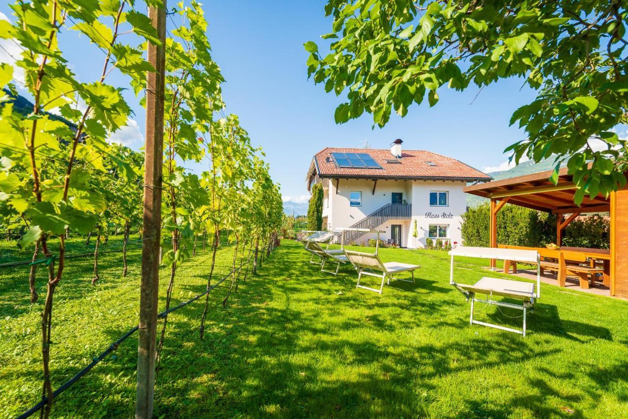 Bed and Breakfast Haus Stolz Аппиано-Сулла-Страда-дель-Вино Экстерьер фото