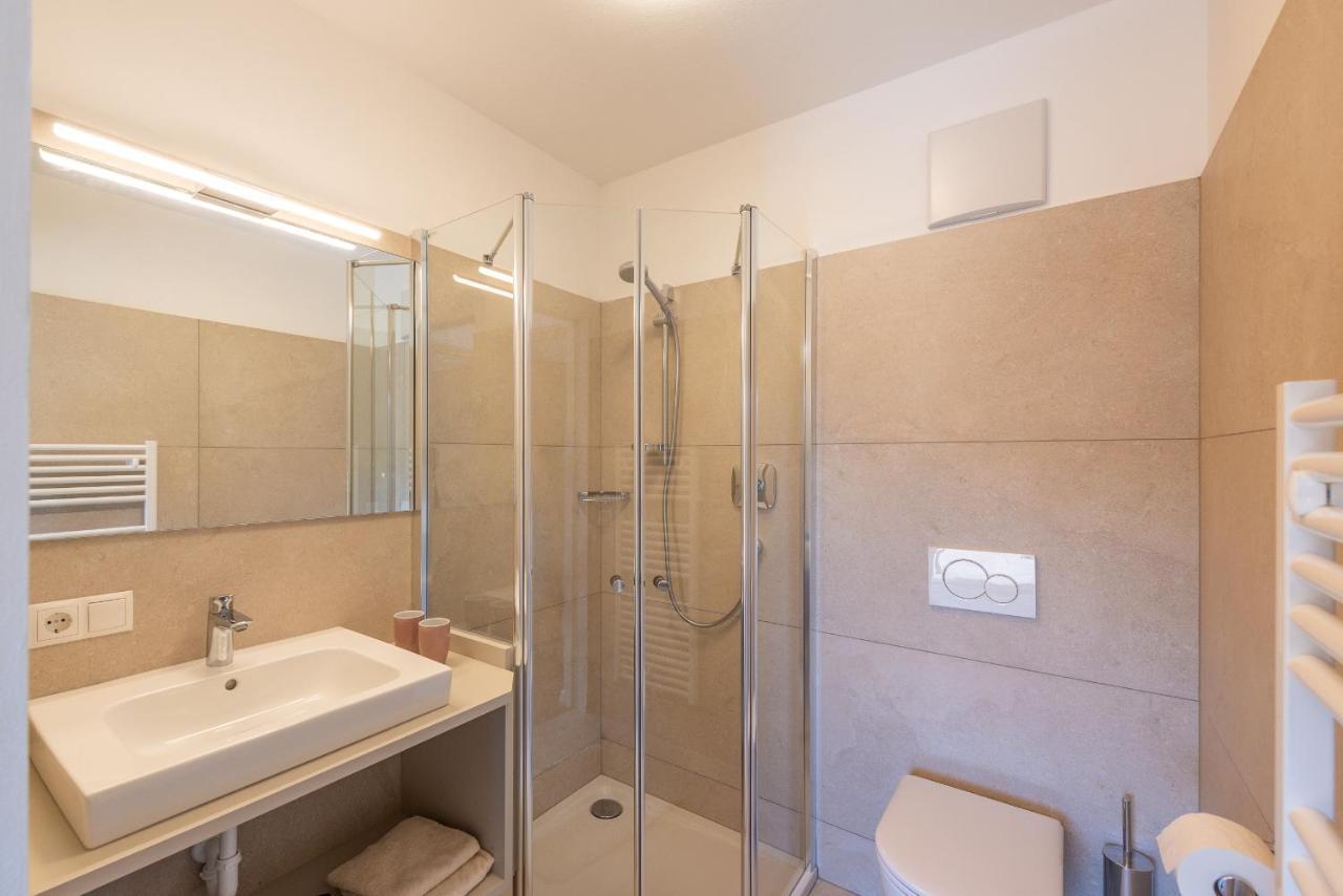 Bed and Breakfast Haus Stolz Аппиано-Сулла-Страда-дель-Вино Экстерьер фото
