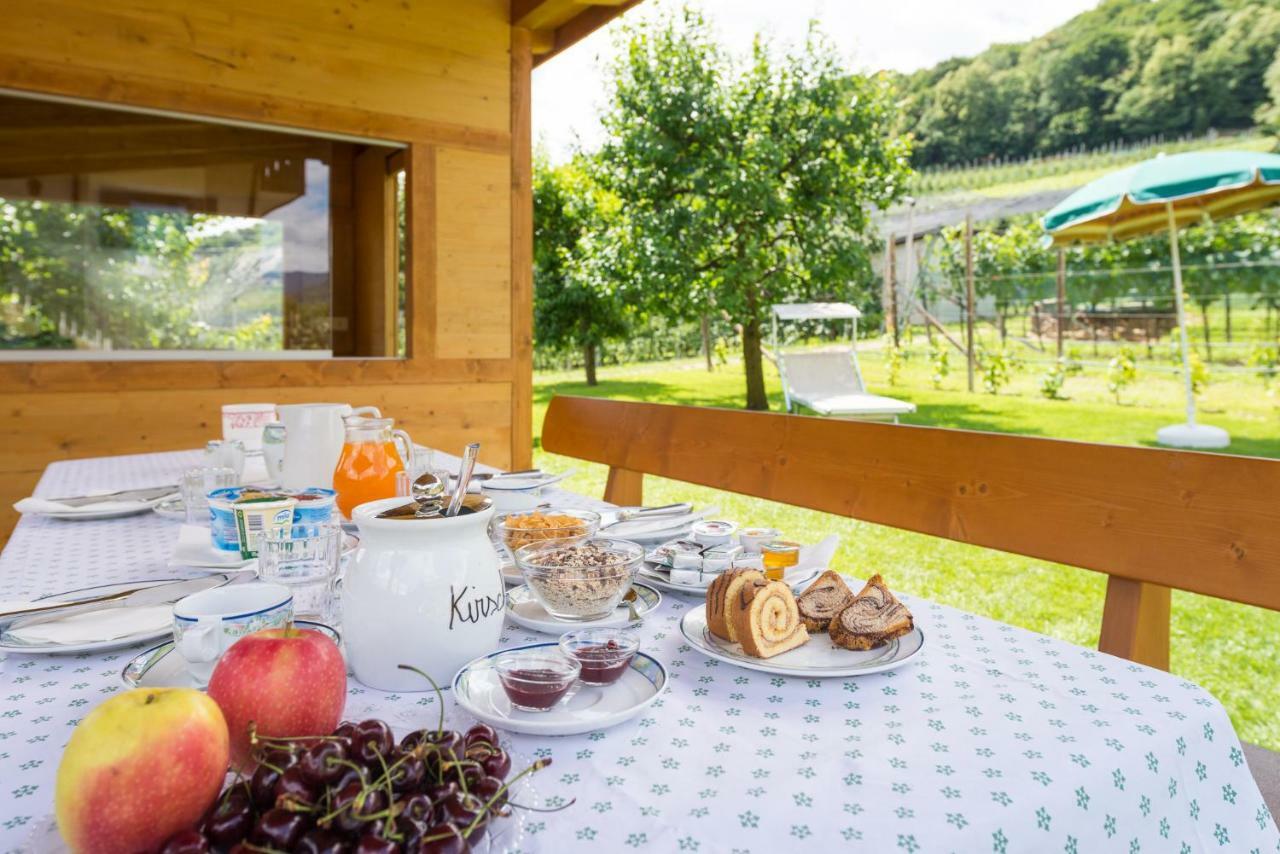 Bed and Breakfast Haus Stolz Аппиано-Сулла-Страда-дель-Вино Экстерьер фото